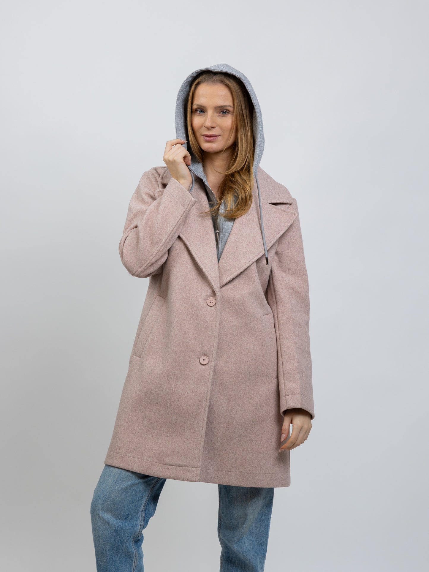 MANTEAU FAUX 2 PIÈCES AVEC CAPUCHE CONTRASTÉE