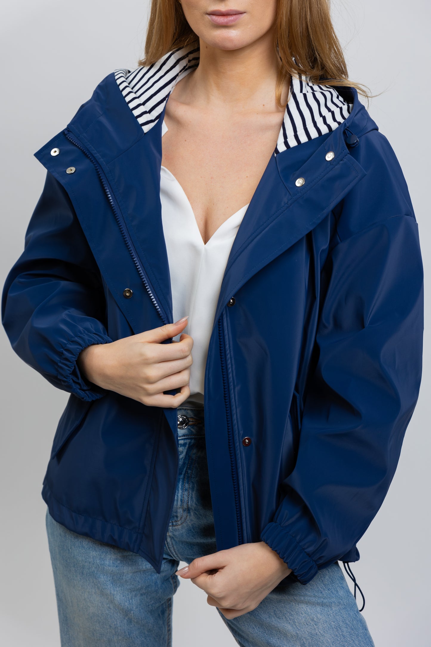 PARKA DE LLUVIA A RAYAS