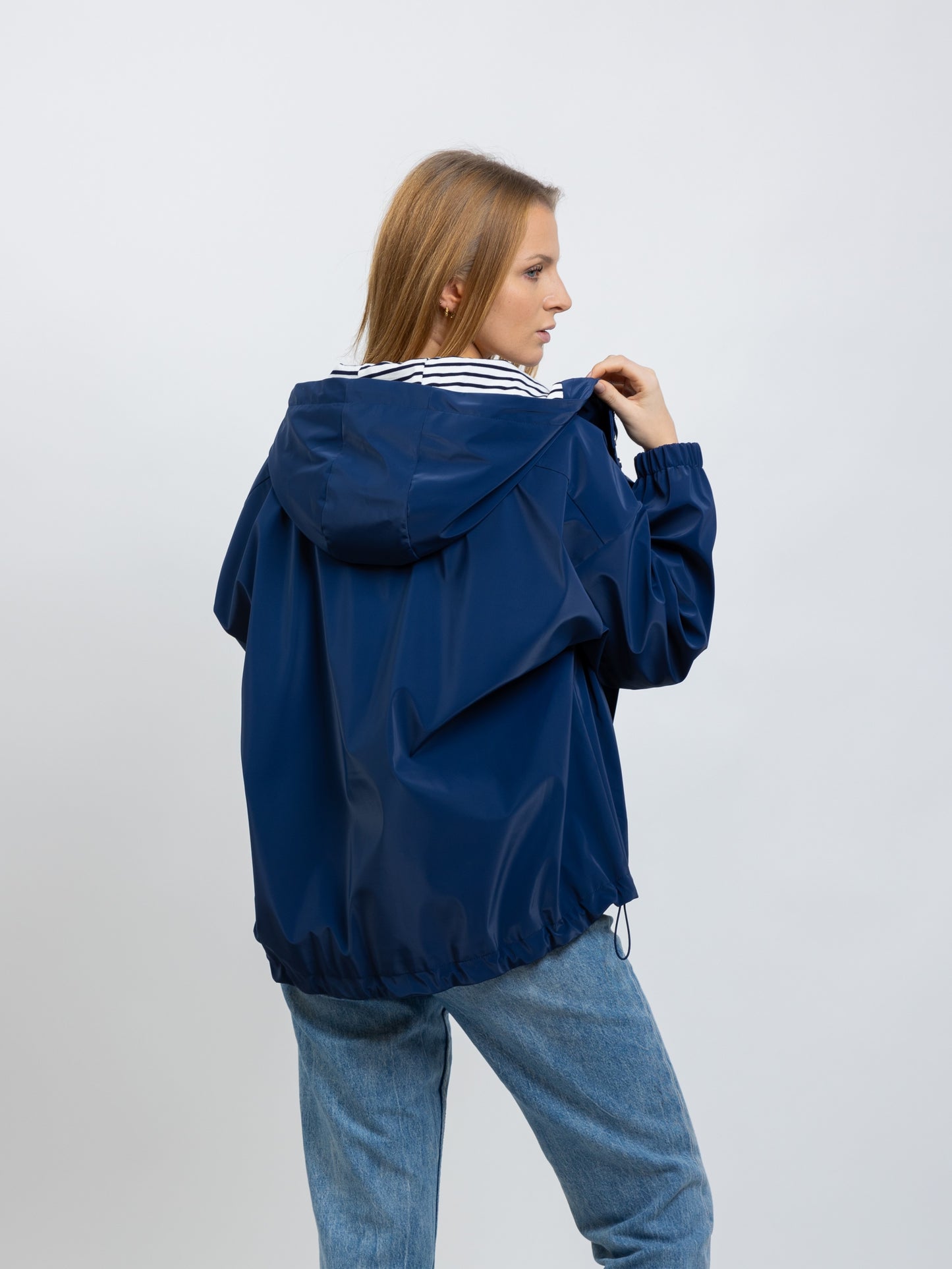 PARKA DE LLUVIA A RAYAS