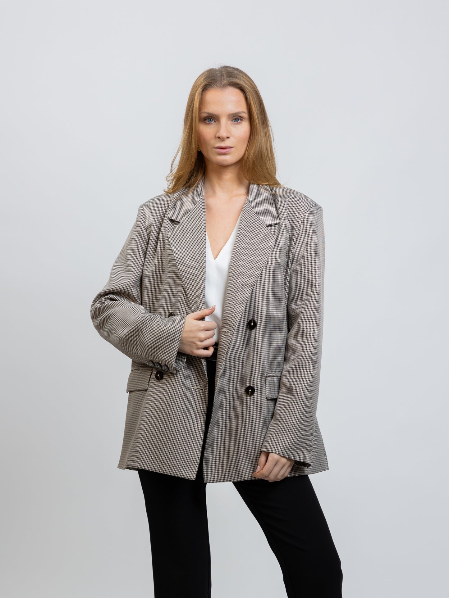 DOUBLE-BREASTED BLAZER