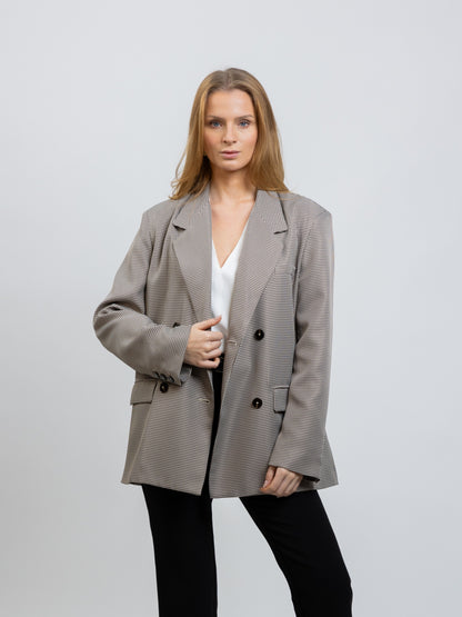 DOUBLE-BREASTED BLAZER