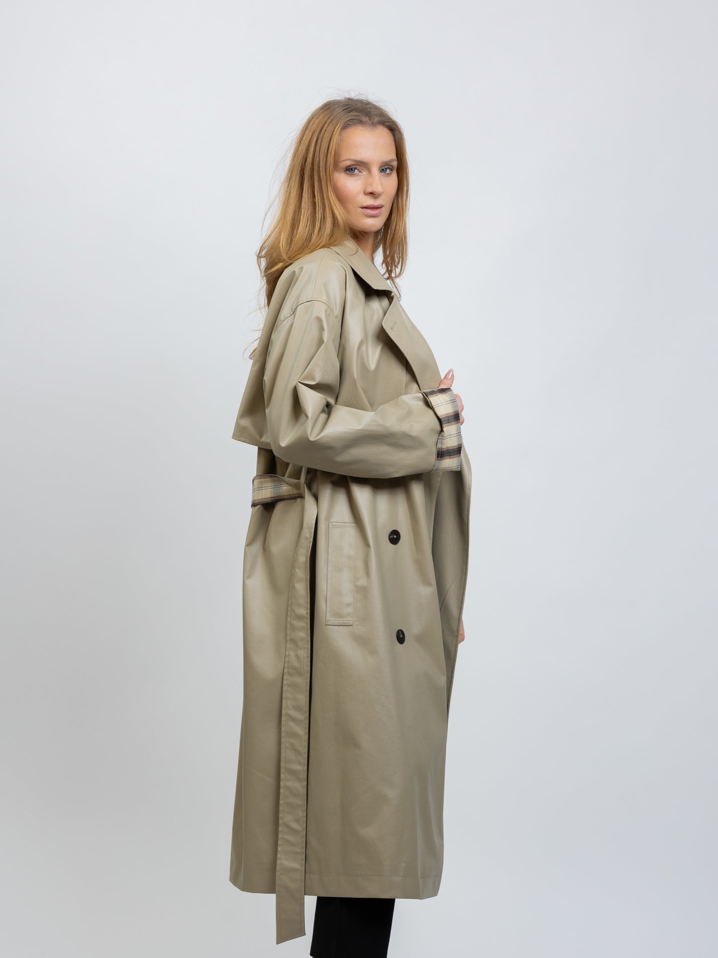 TRENCH À CEINTURE AVEC MOTIF CARREAUX
