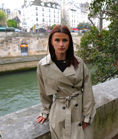 TRENCH À CEINTURE AVEC MOTIF CARREAUX