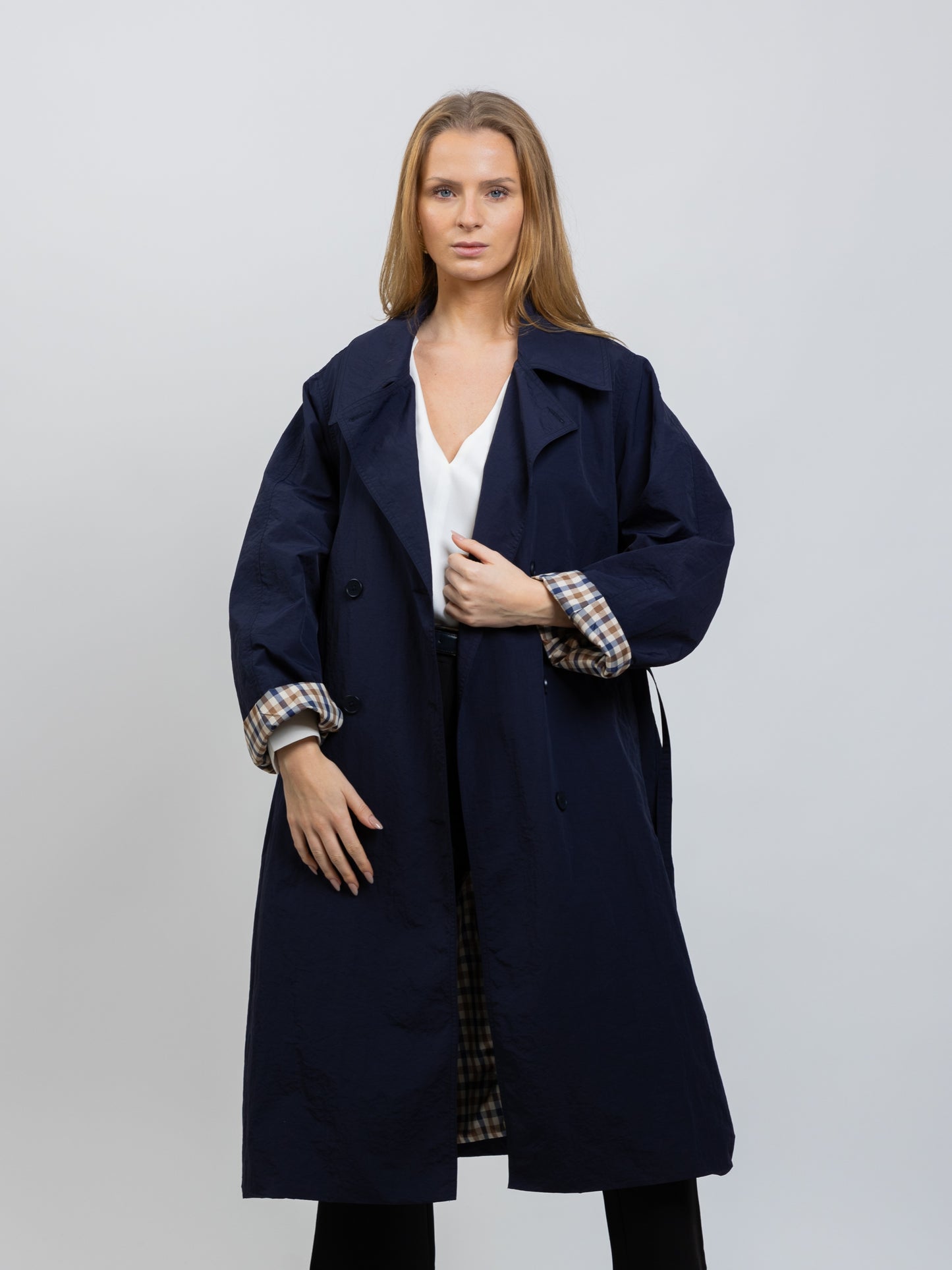 LONG TRENCH COAT WITH BELT AND CHECK LINING