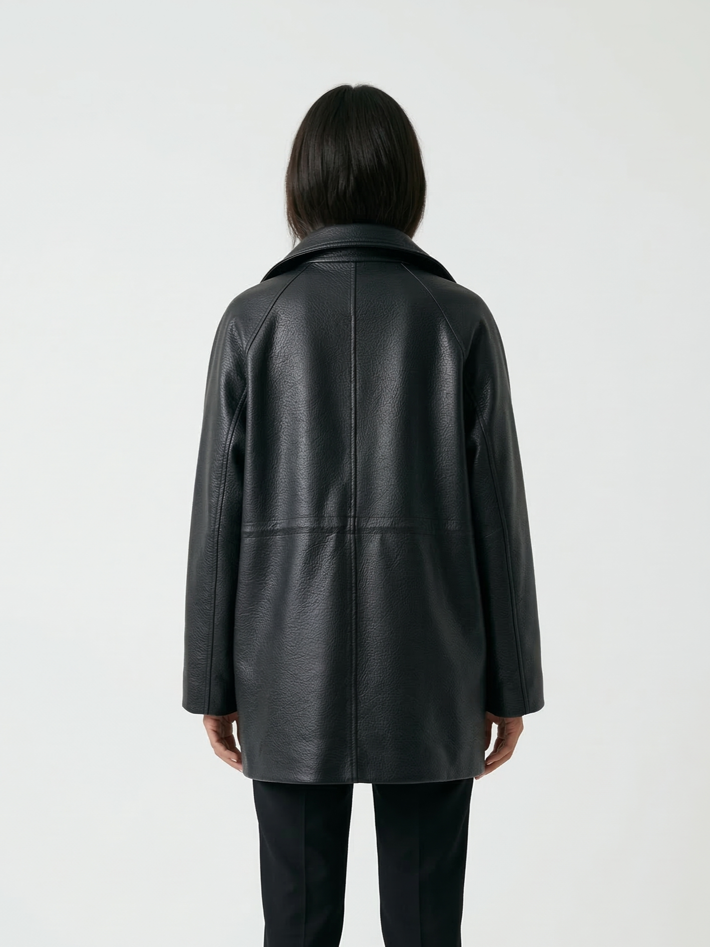 MANTEAU COL MONTANT EN SIMILICUIR
