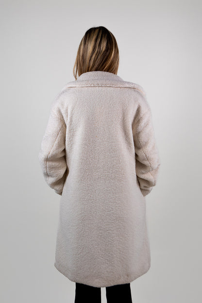 MID-LENGTH SHEARLING COAT