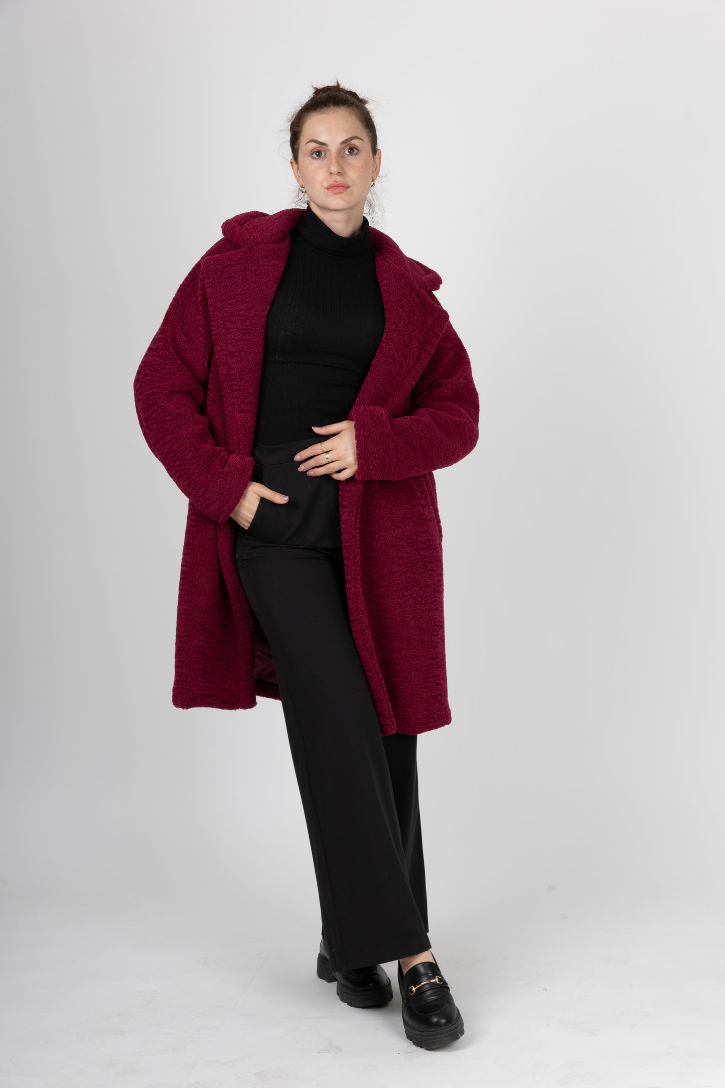 MID-LENGTH SHEARLING COAT