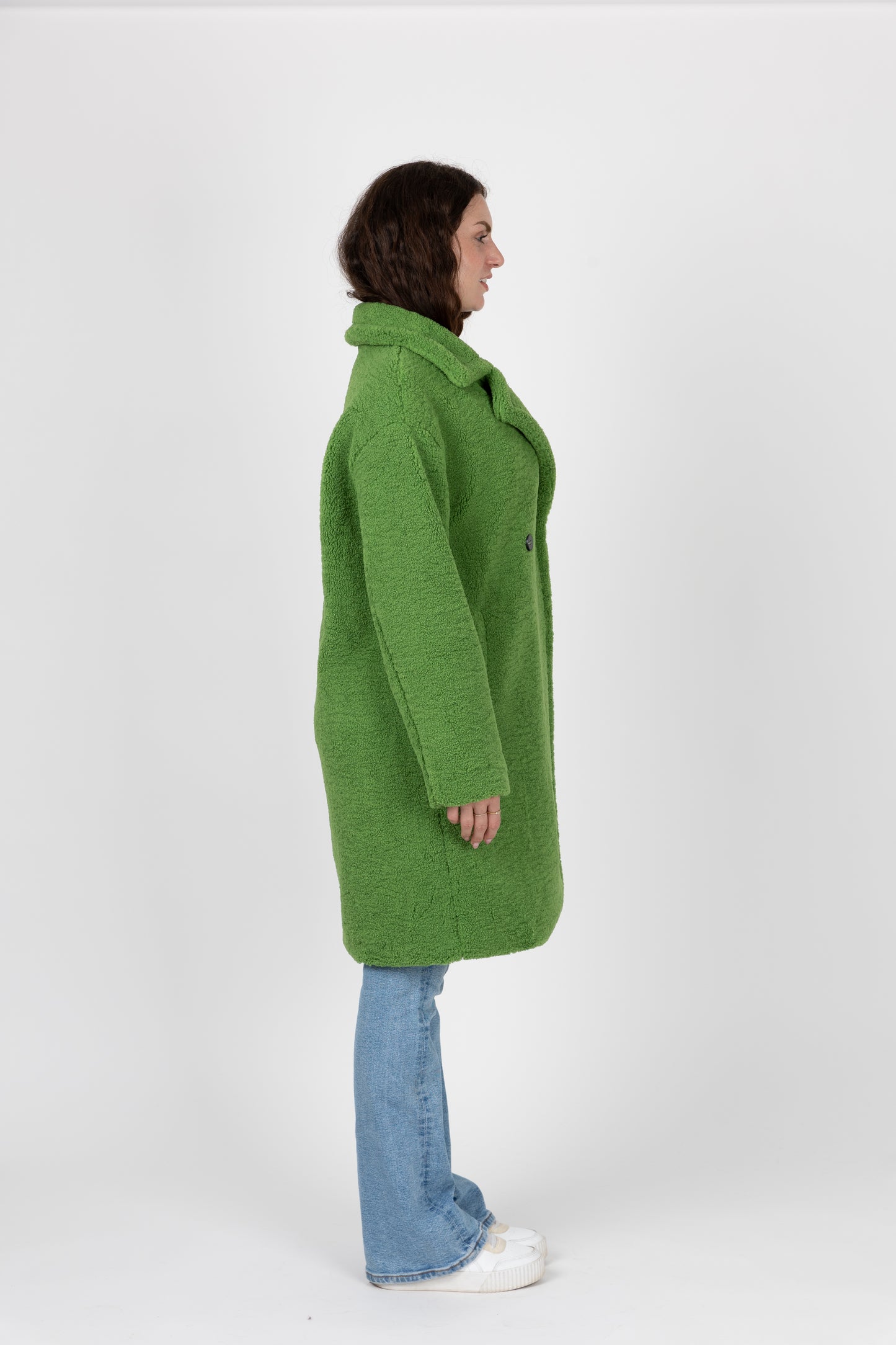 MID-LENGTH SHEARLING COAT