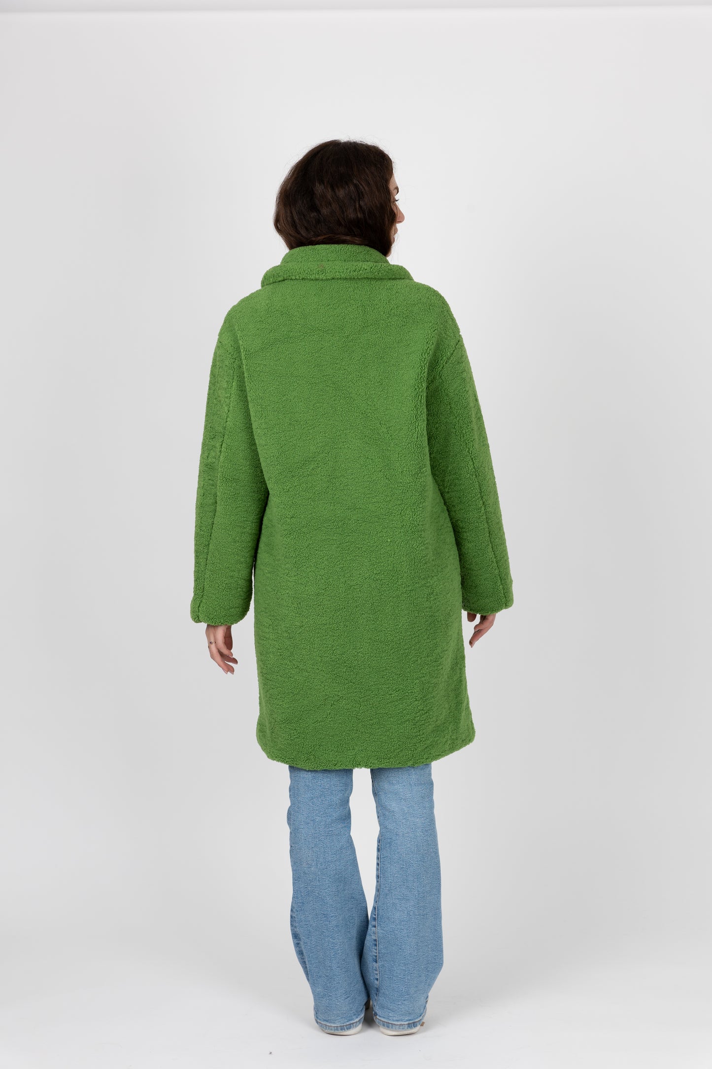 MID-LENGTH SHEARLING COAT