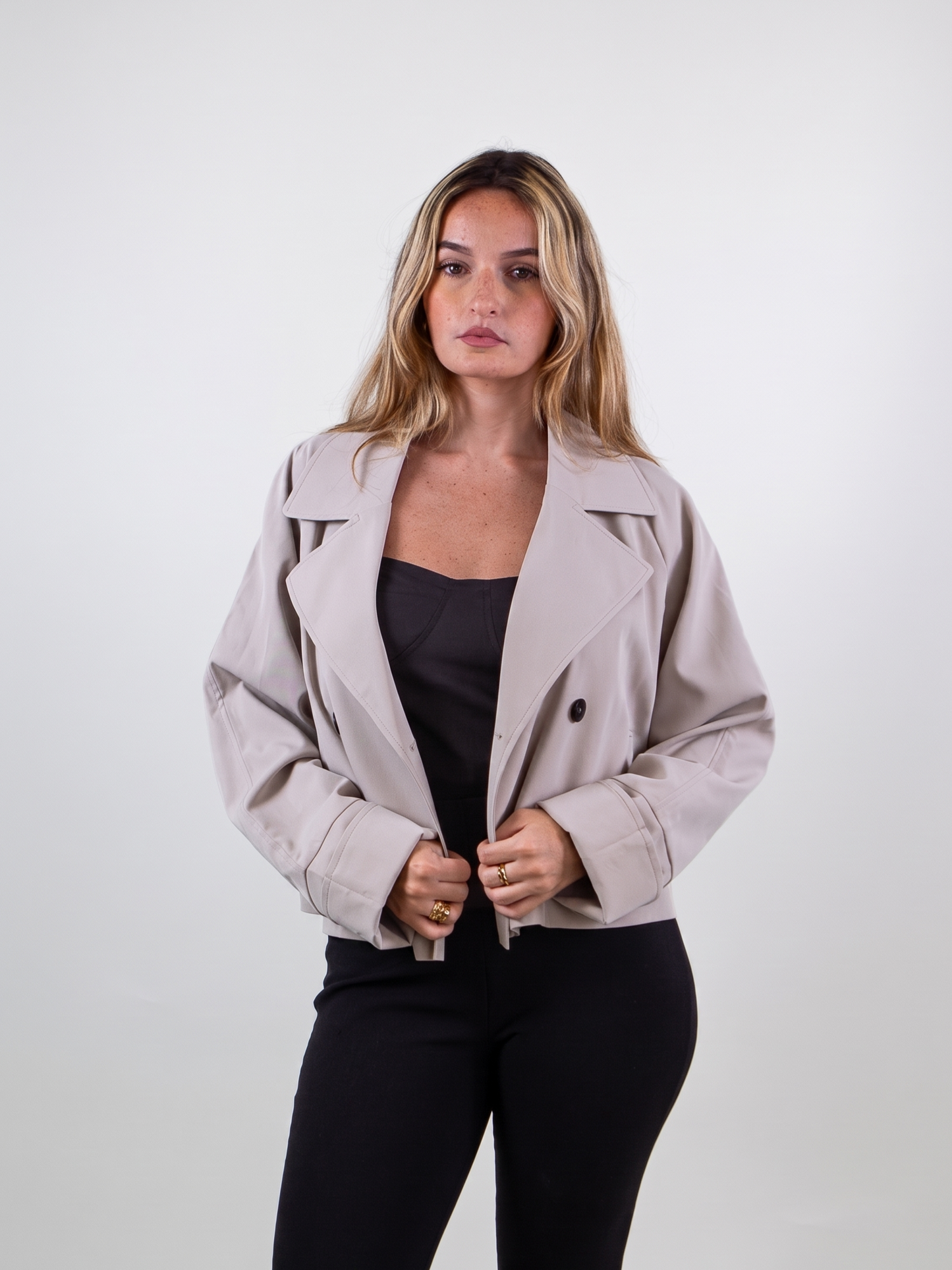Gabardina corta