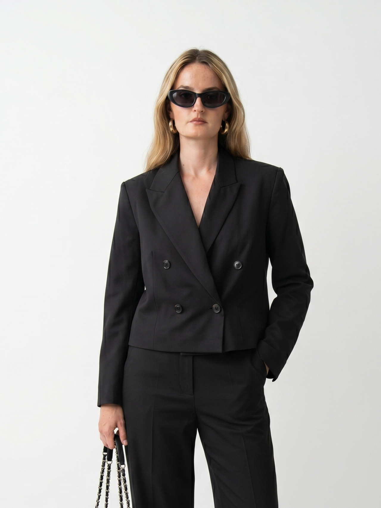 DOUBLE-BREASTED SHORT BLAZER
