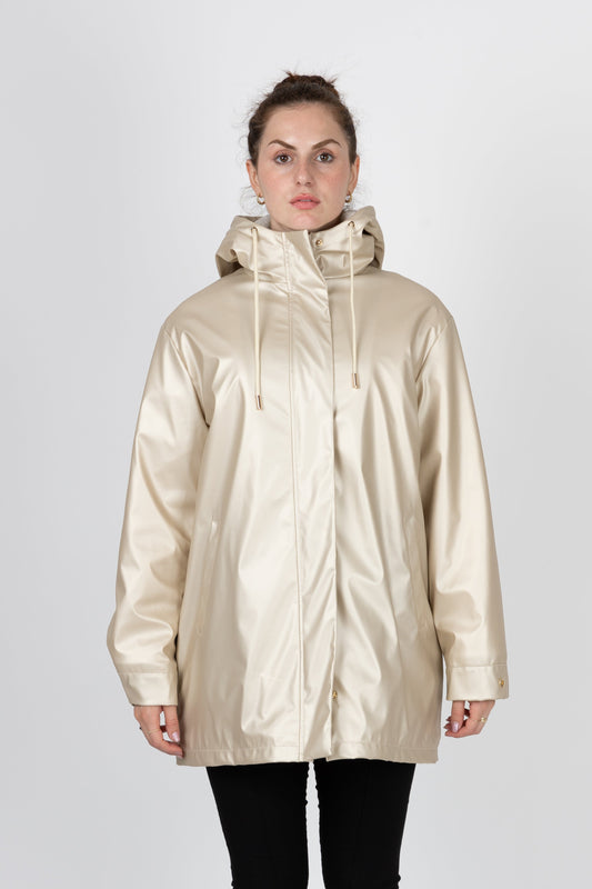 PARKA IMPERMEABLE CON CAPUCHA DE PIEL SINTÉTICA