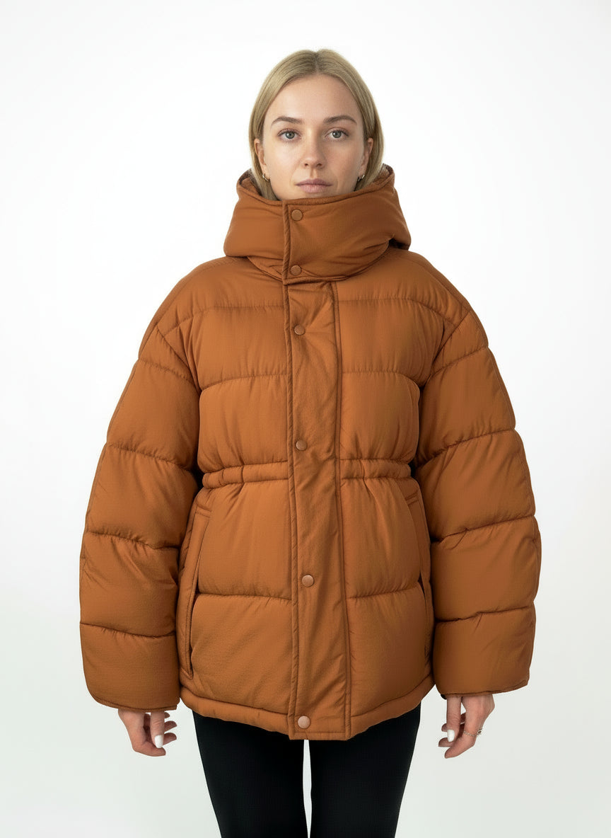 CHAQUETA DE PLUMÍN CON CINTURA AJUSTADA