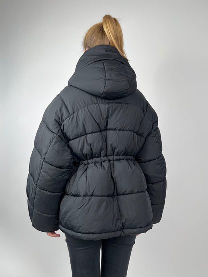 CHAQUETA DE PLUMÍN CON CINTURA AJUSTADA