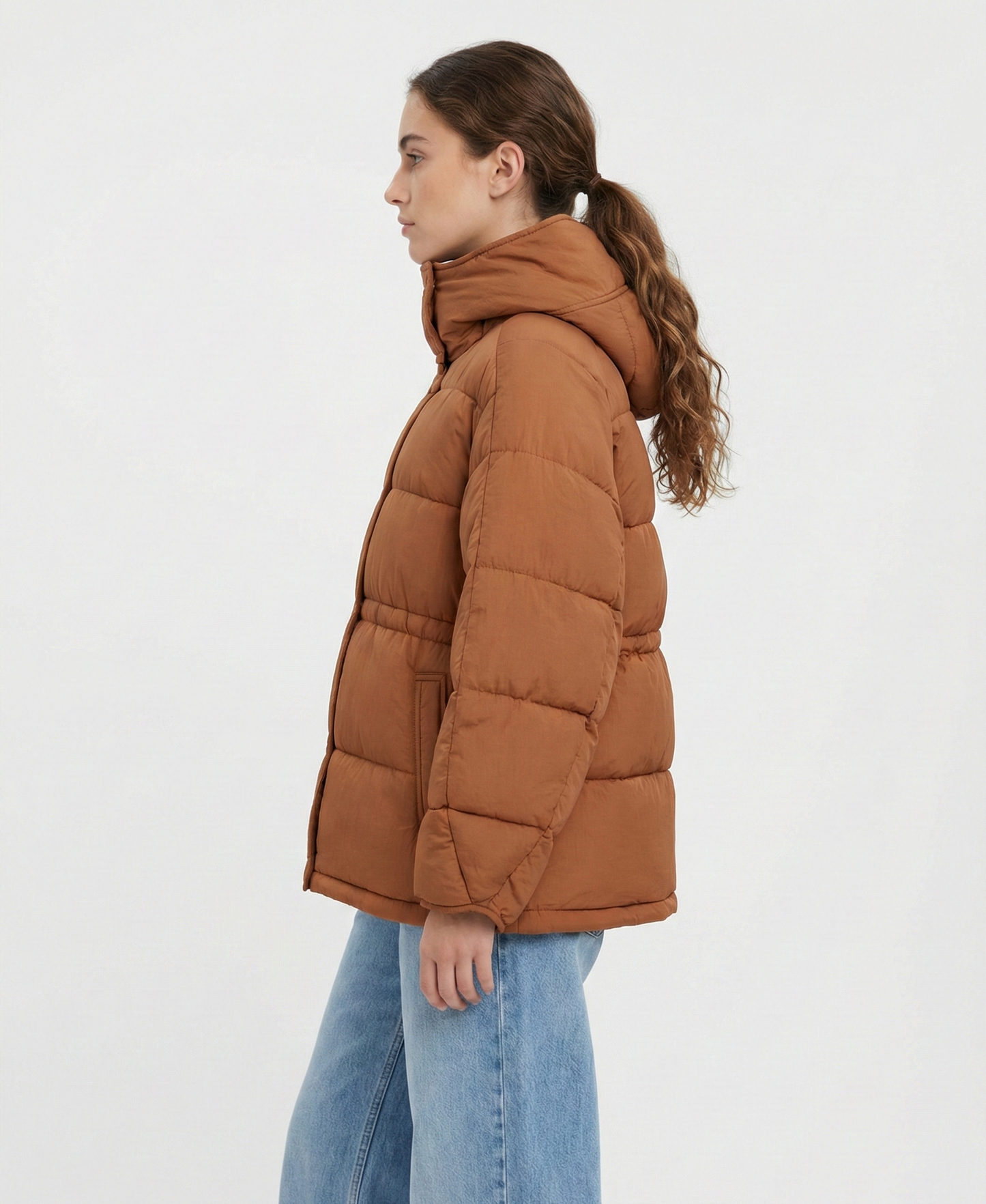 CHAQUETA DE PLUMÍN CON CINTURA AJUSTADA