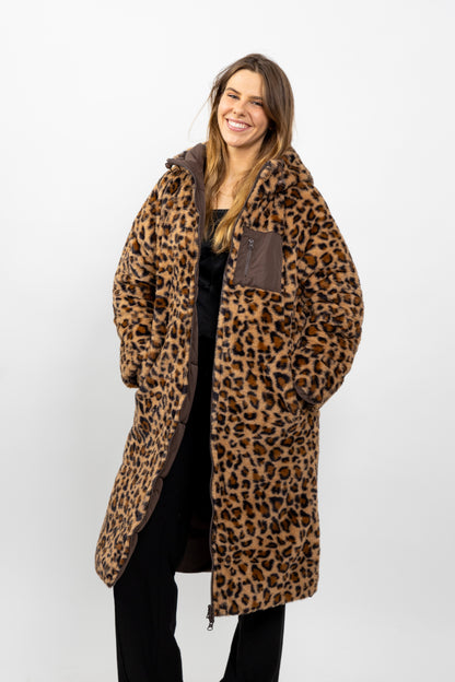 CHAQUETA DE PLUMAS LARGA REVERSIBLE CON ESTAMPADO DE LEOPARDO
