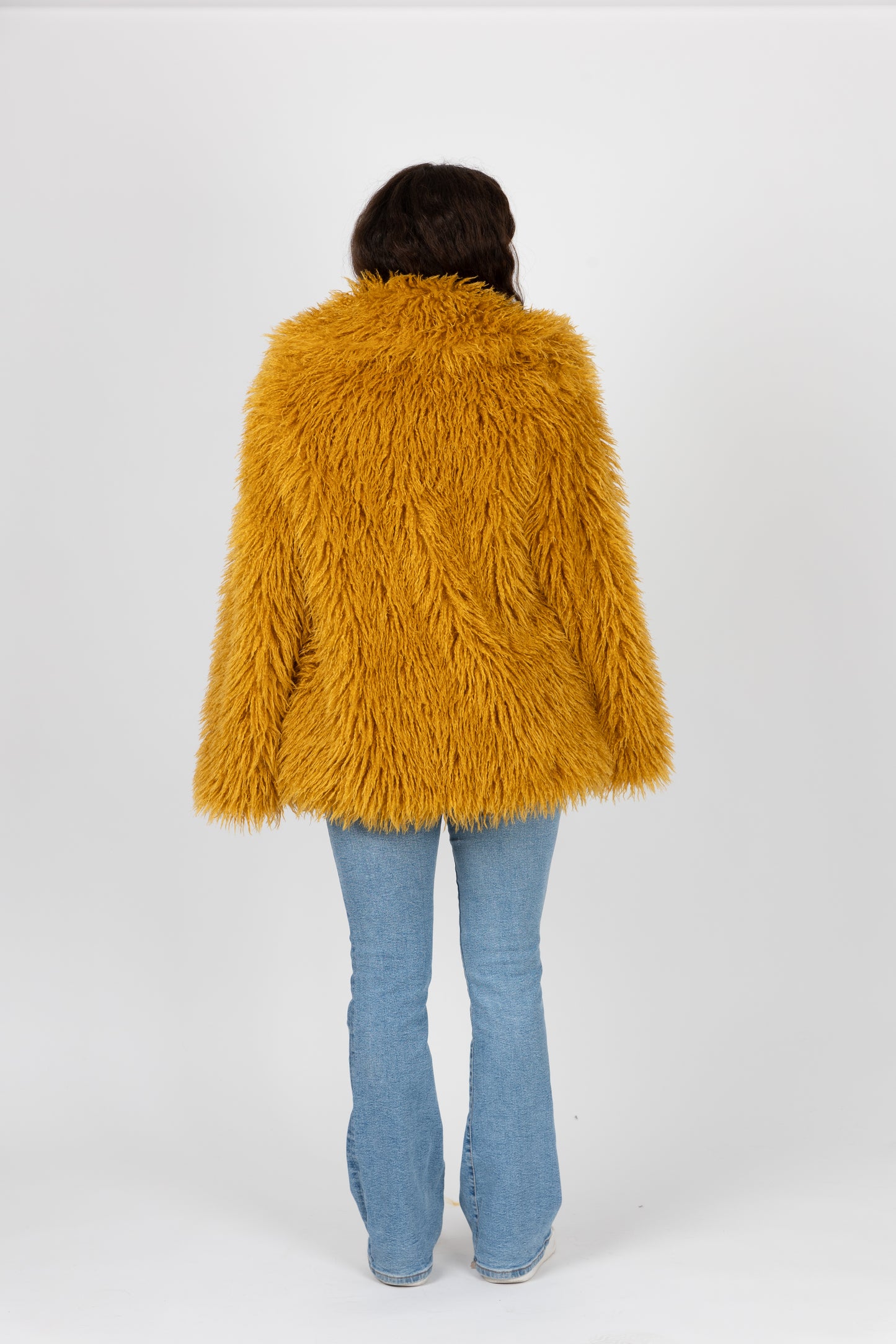 MANTEAU FLUFFY EN FAUSSE FOURRURE