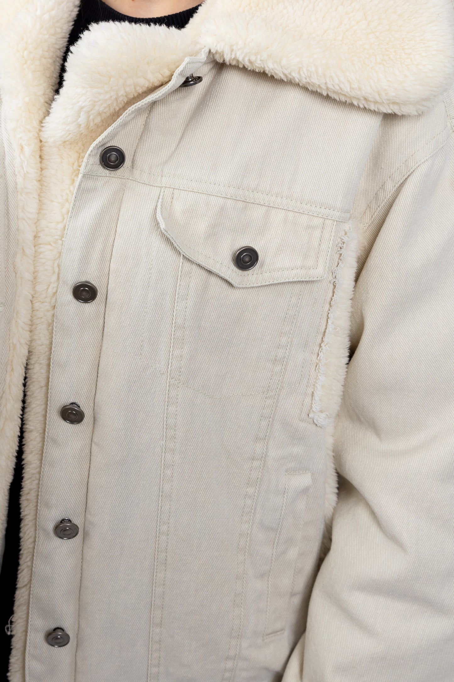 OVERSIZED DENIM JACKET WITH SHEEPSKIN DETAILS (8736)