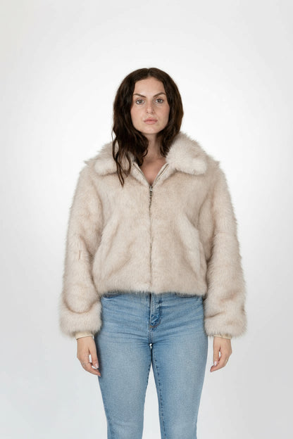 CHAQUETA DE PIEL SINTÉTICA CON CREMALLERA