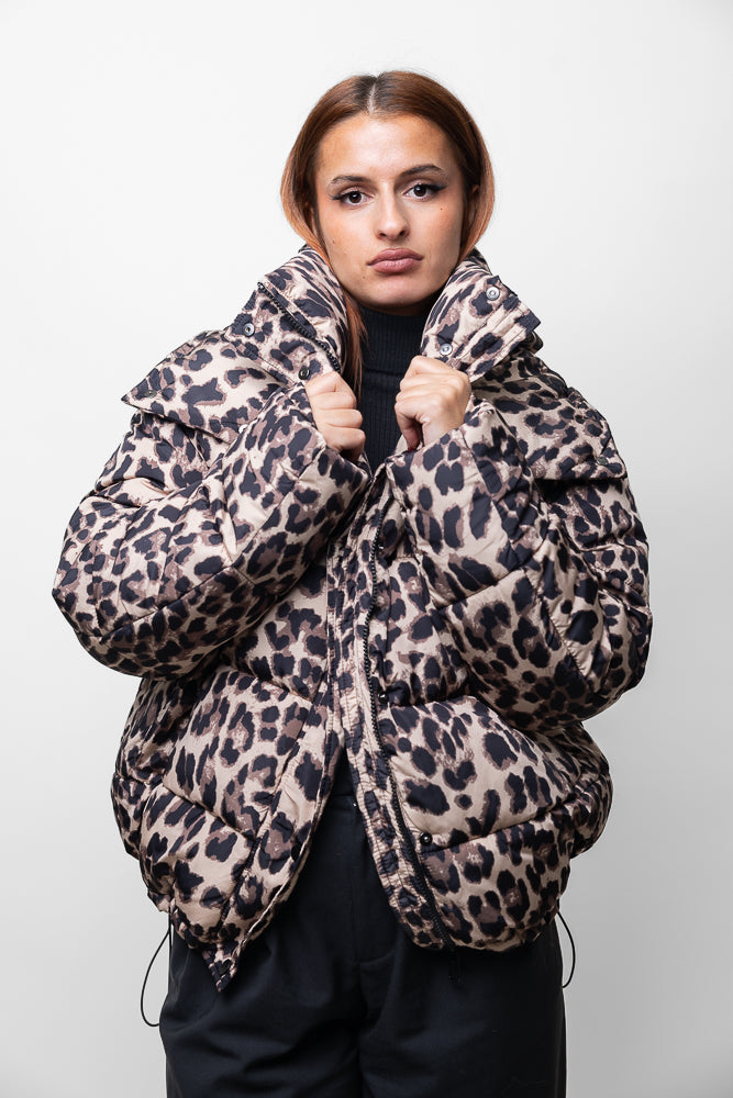 Quilted hooded coat leopard print