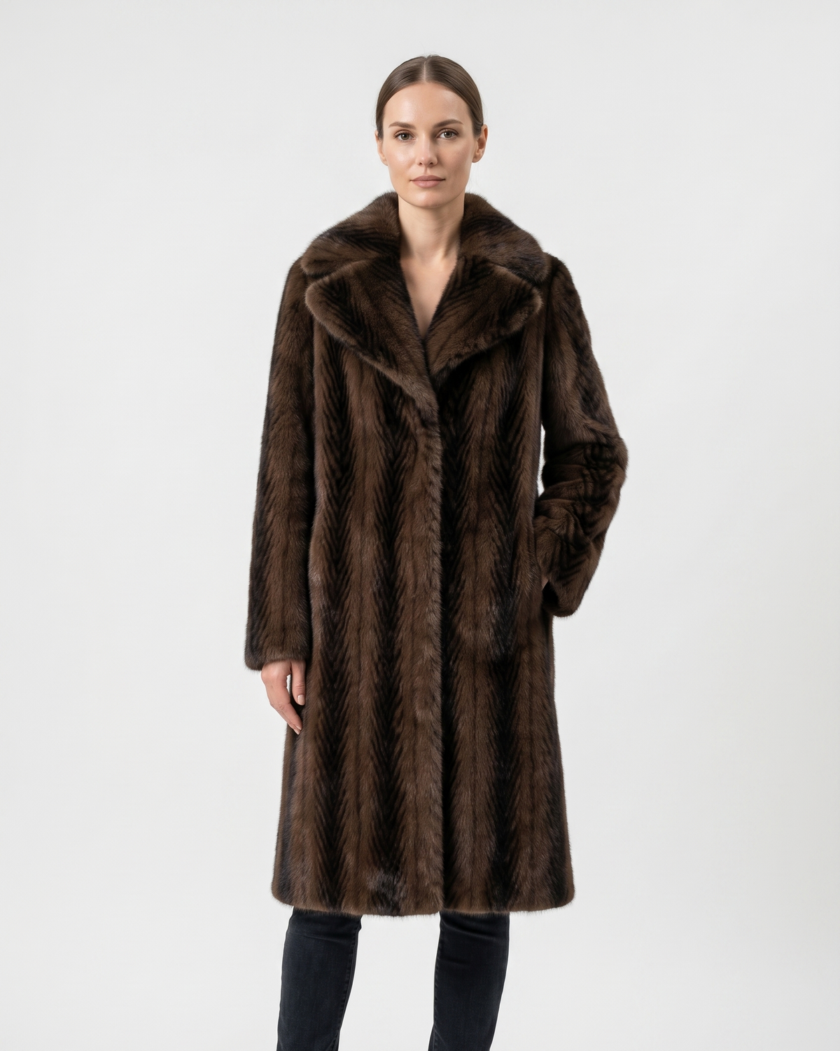 MANTEAU LONG EN FAUSSE FOURRURE À RAYURES - K-ZELL PARIS