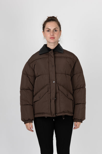 DOWN JACKET WITH CONTRASTING COLLAR