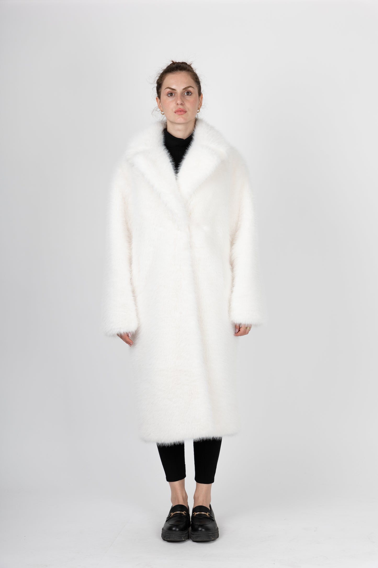 MANTEAU LONG EN FAUSSE FOURRURE