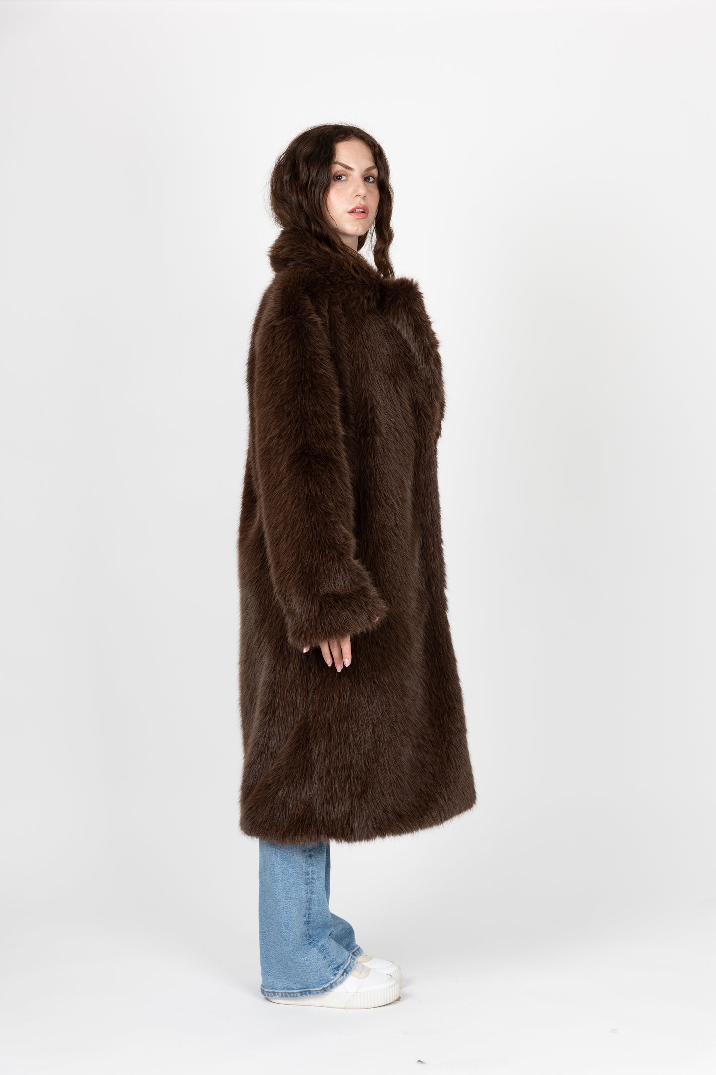 MANTEAU LONG EN FAUSSE FOURRURE
