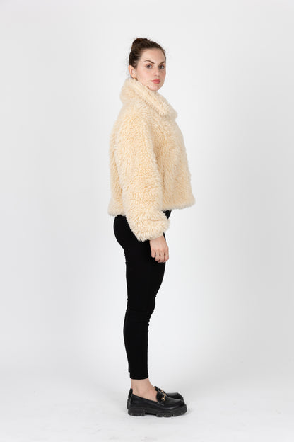 BLOUSON EN FAUSSE FOURRURE MOUTON