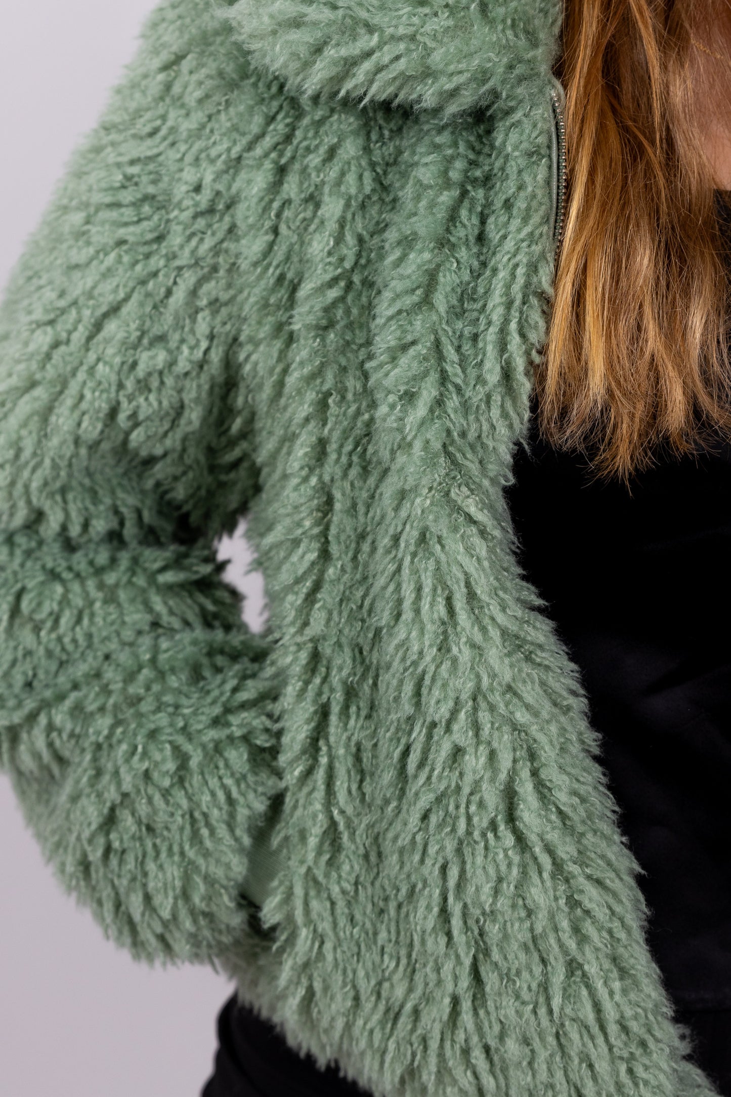 BLOUSON EN FAUSSE FOURRURE MOUTON