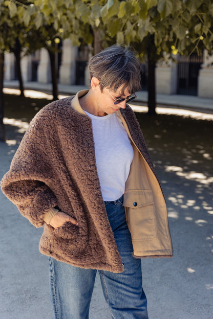 CHAQUETA REVERSIBLE CON PIEL SINTÉTICA DE OVEJA