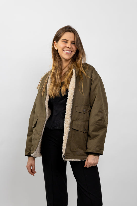 BLOUSON BOMBER REVERSIBLE AVEC FAUSSE FOURRURE MOUTON