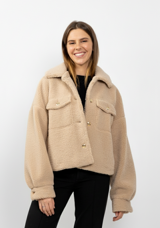 VESTE EN FAUSSE FOURRURE MOUTON