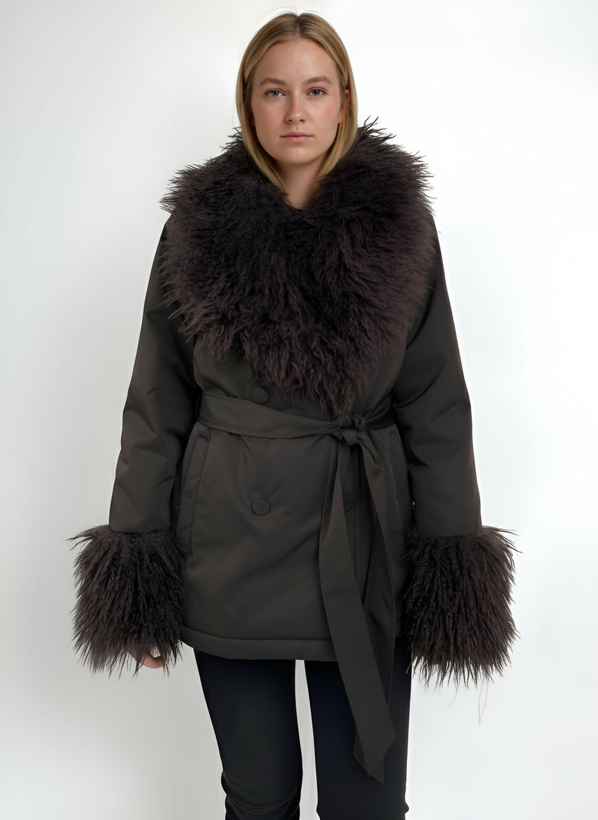 MANTEAU AVEC COL FAUSSE FOURRURE MOUTON DE MONGOLIE