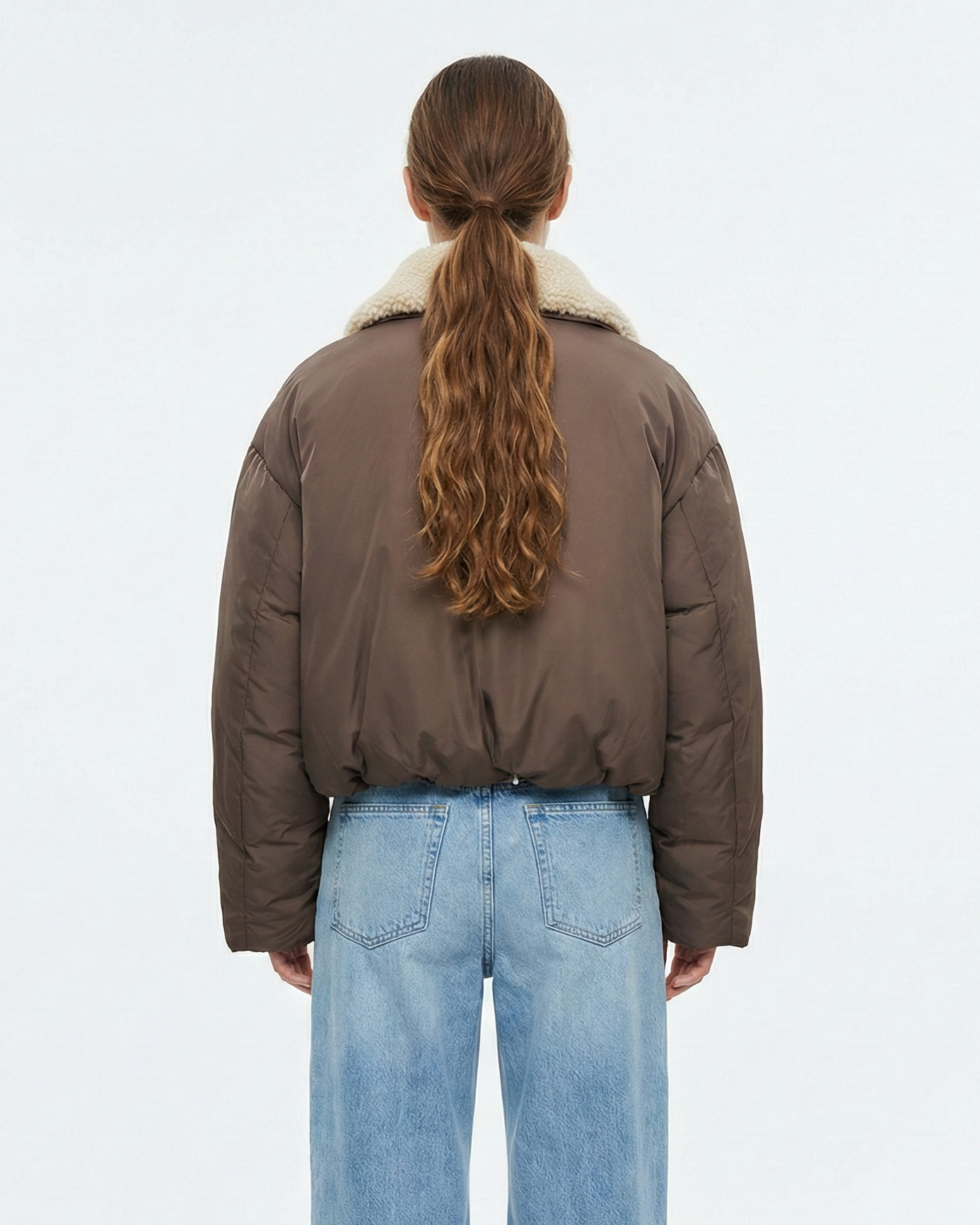 Puffer jacket with faux fur collar