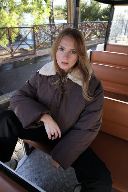 Puffer jacket with faux fur collar