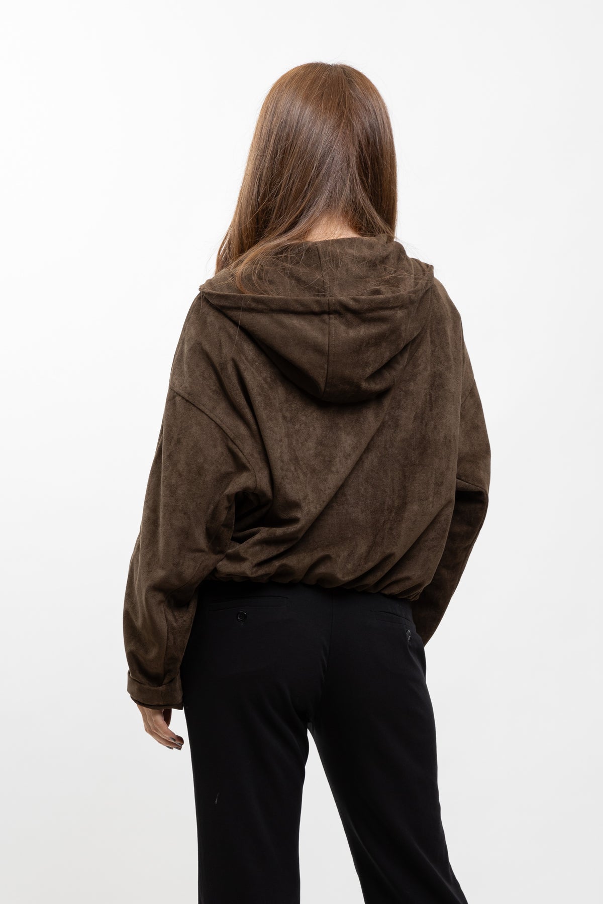 CHAQUETA CON CAPUCHA Y CREMALLERA EFECTO ANTE