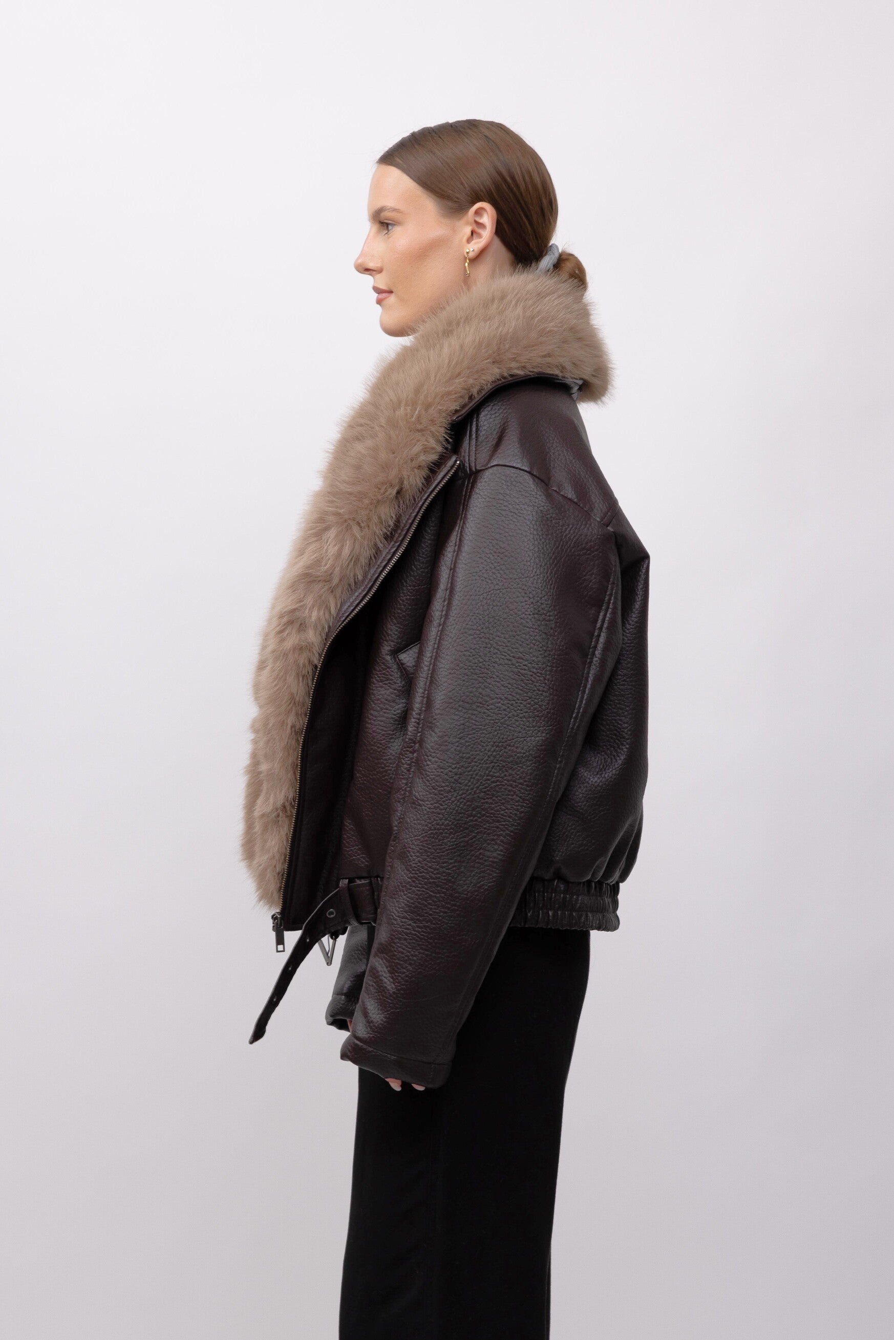 BLOUSON SIMILICUIR AVEC COL FAUSSE FOURRURE AMOVIBLE - K-ZELL PARIS