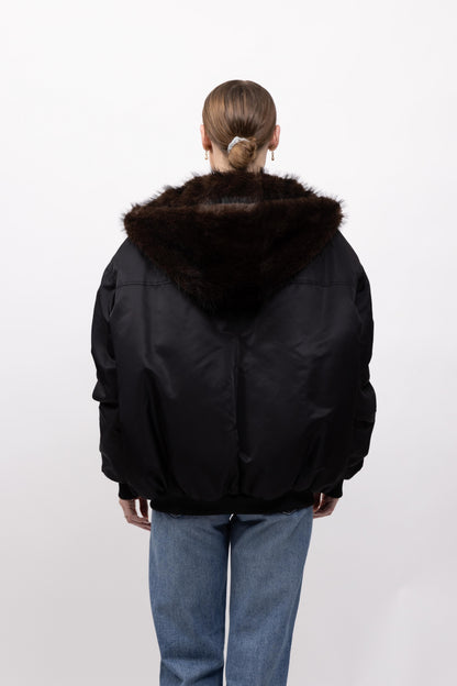 BLOUSON À CAPUCHE EN FAUSSE FOURRURE - K-ZELL PARIS