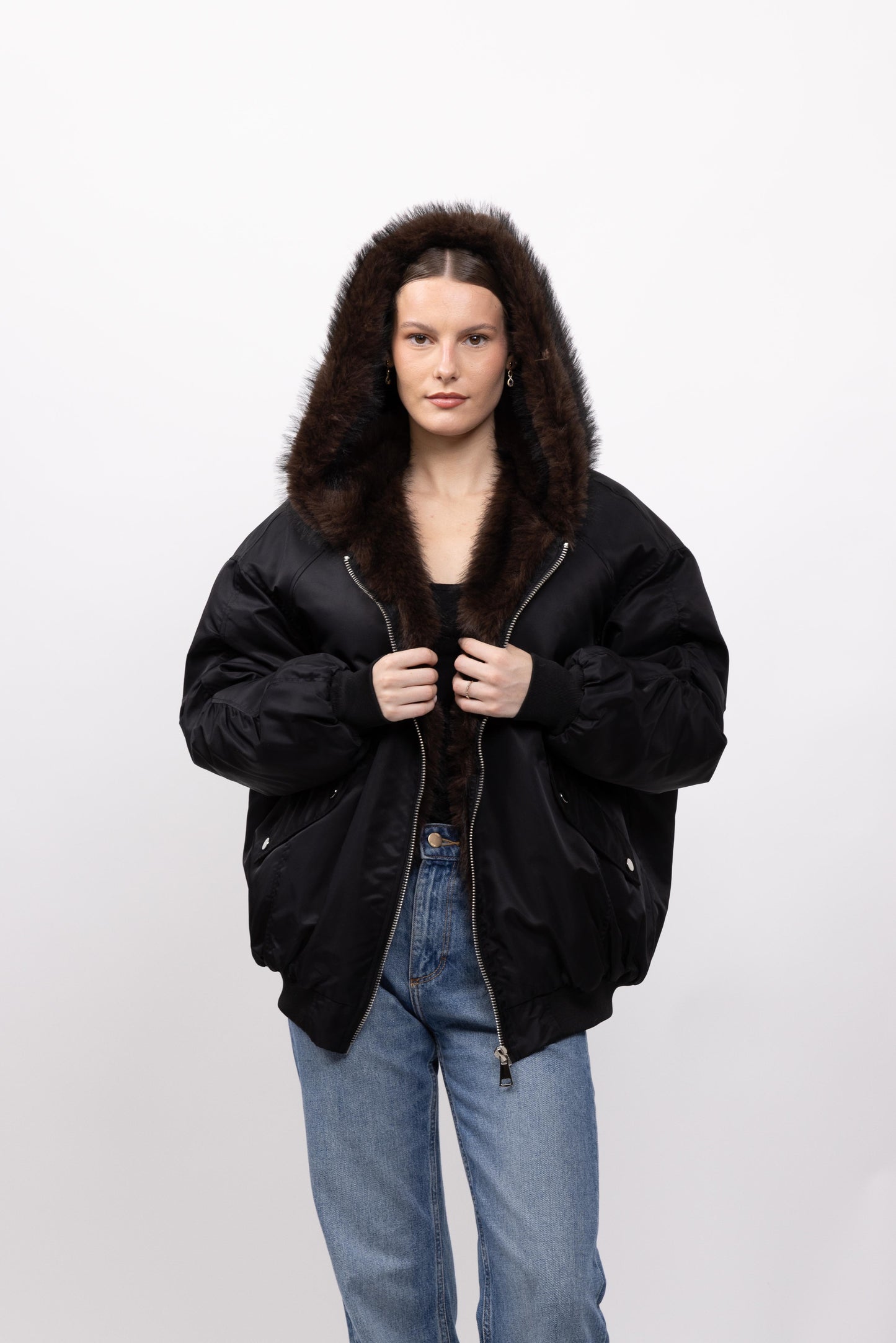 BLOUSON À CAPUCHE EN FAUSSE FOURRURE - K-ZELL PARIS