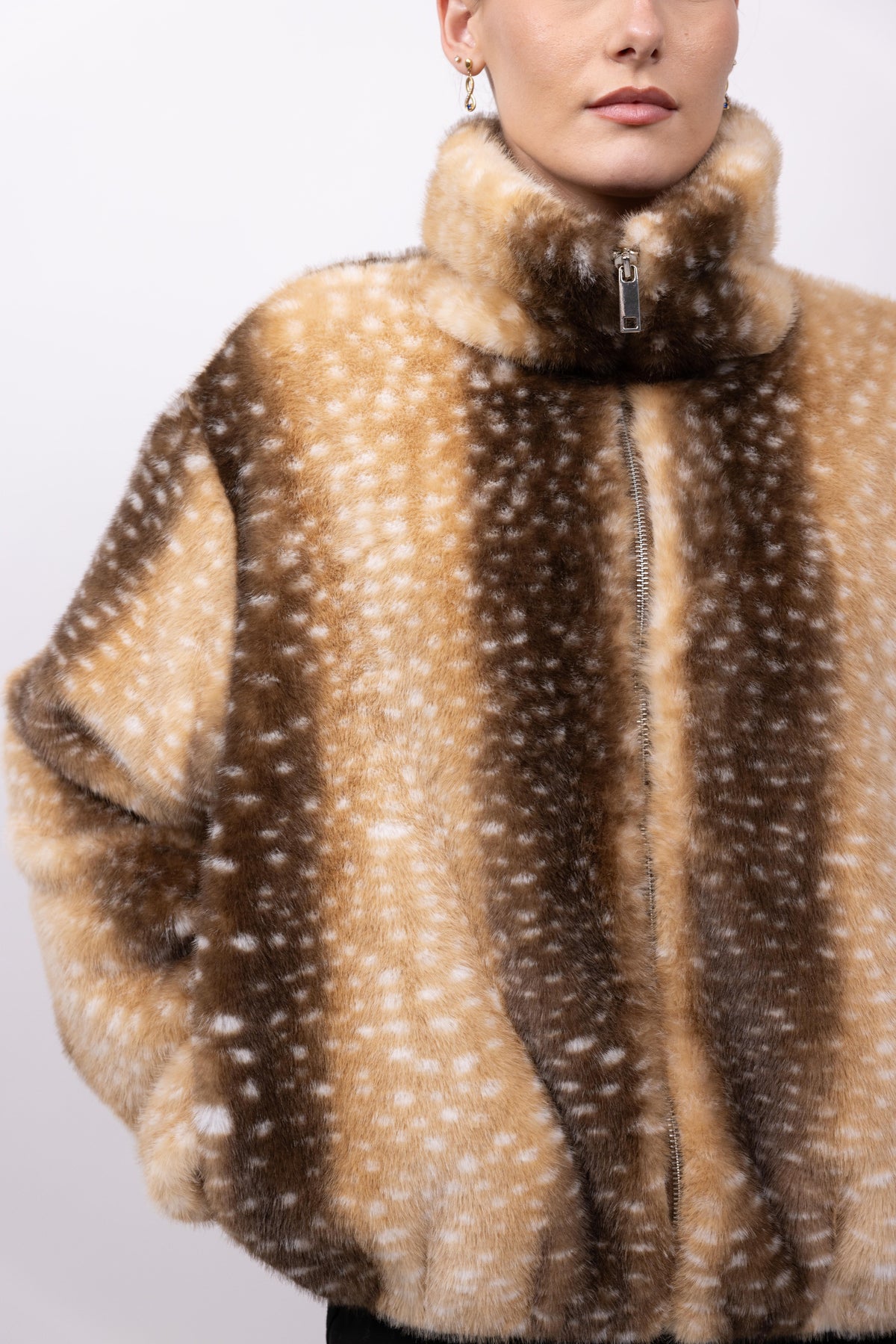 BLOUSON FAUSSE FOURRURE AVEC IMPRIMÉ BAMBI - K-ZELL PARIS