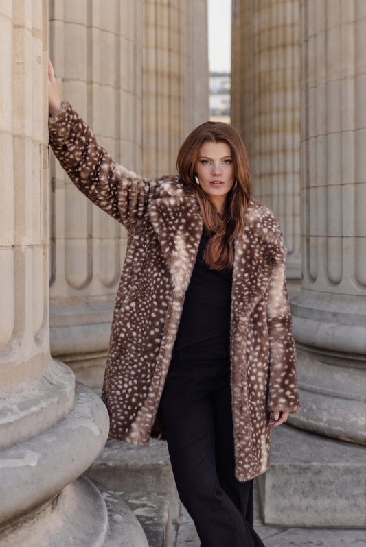MANTEAU EN FAUSSE FOURRURE IMPRIMÉ BAMBI