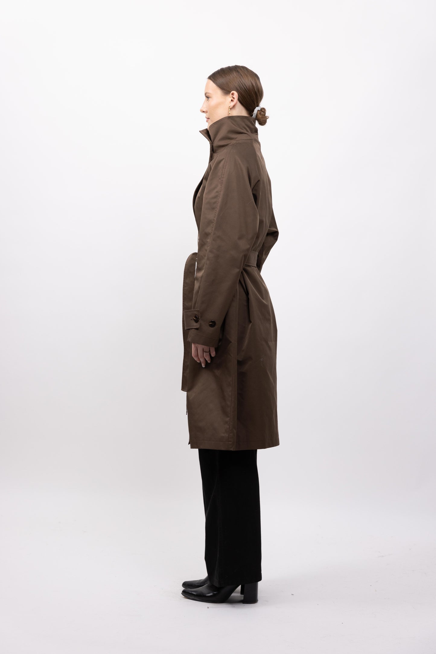 GABARDINA DE CUELLO ALTO