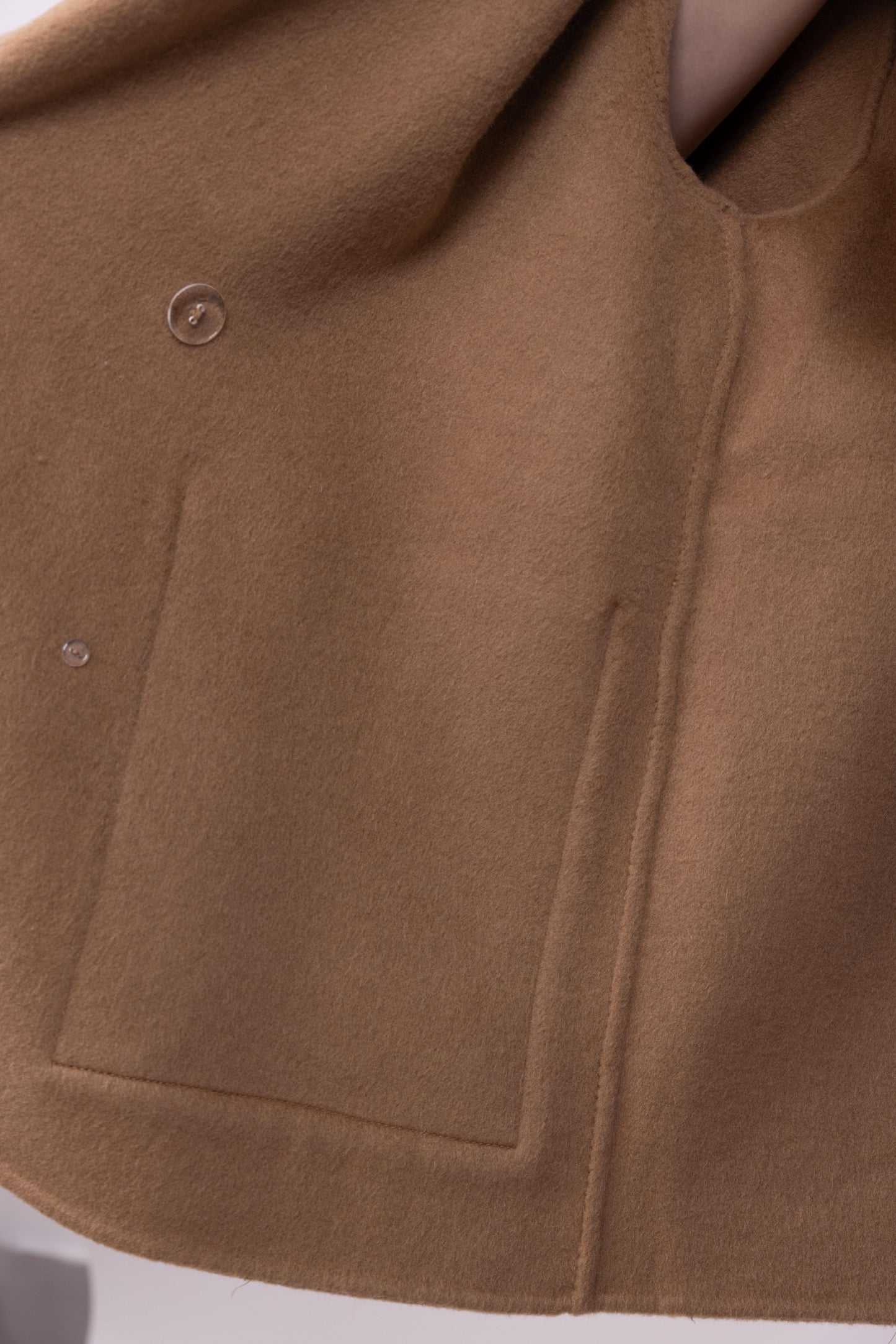 MANTEAU COURT - FAIT MAIN - K-ZELL PARIS