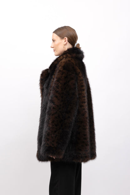 ABRIGO DE PELO SINTÉTICO CON ESTAMPADO DE LEOPARDO