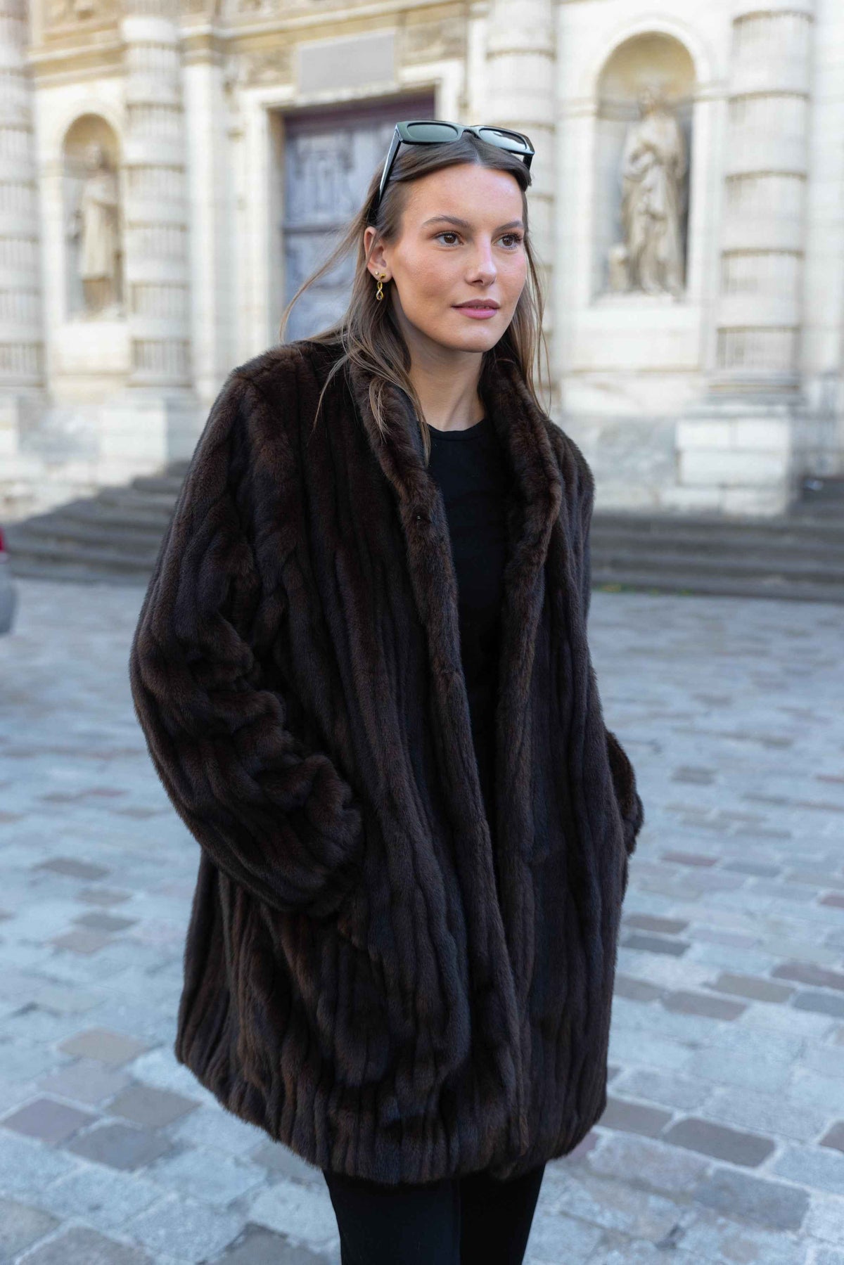MANTEAU EN FAUSSE FOURRURE EFFET VISON