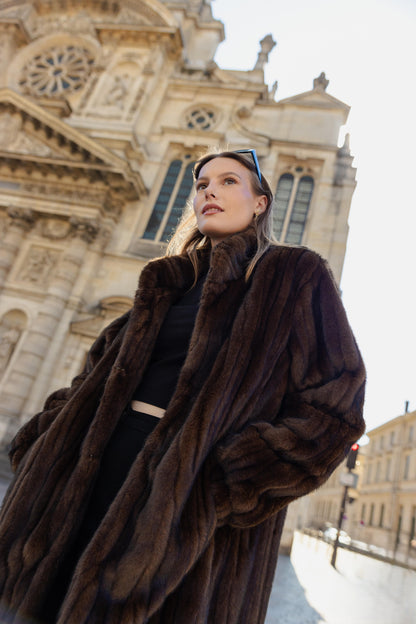 MANTEAU EN FAUSSE FOURRURE EFFET VISON
