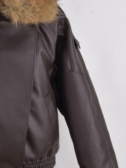 BLOUSON SIMILICUIR AVEC COL EN FAUSSE FOURRURE AMOVIBLE
