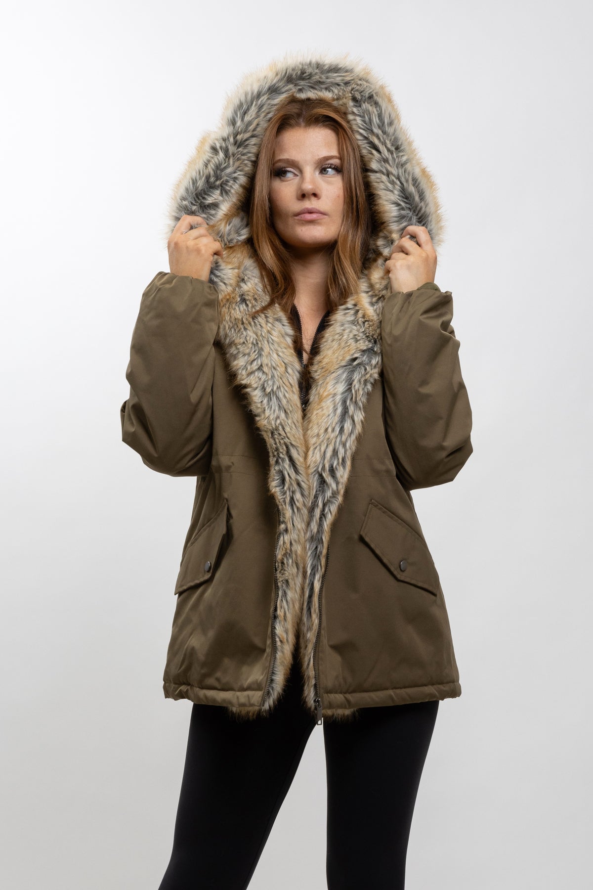 PARKA À CAPUCHE EN FAUSSE FOURRURE