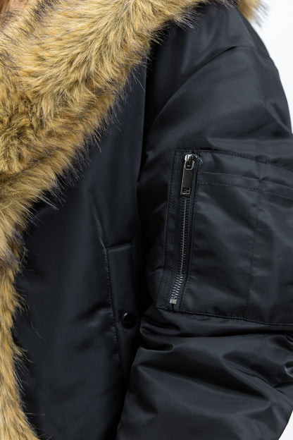 MANTEAU STYLE BOMBER AVEC FAUSSE FOURRURE